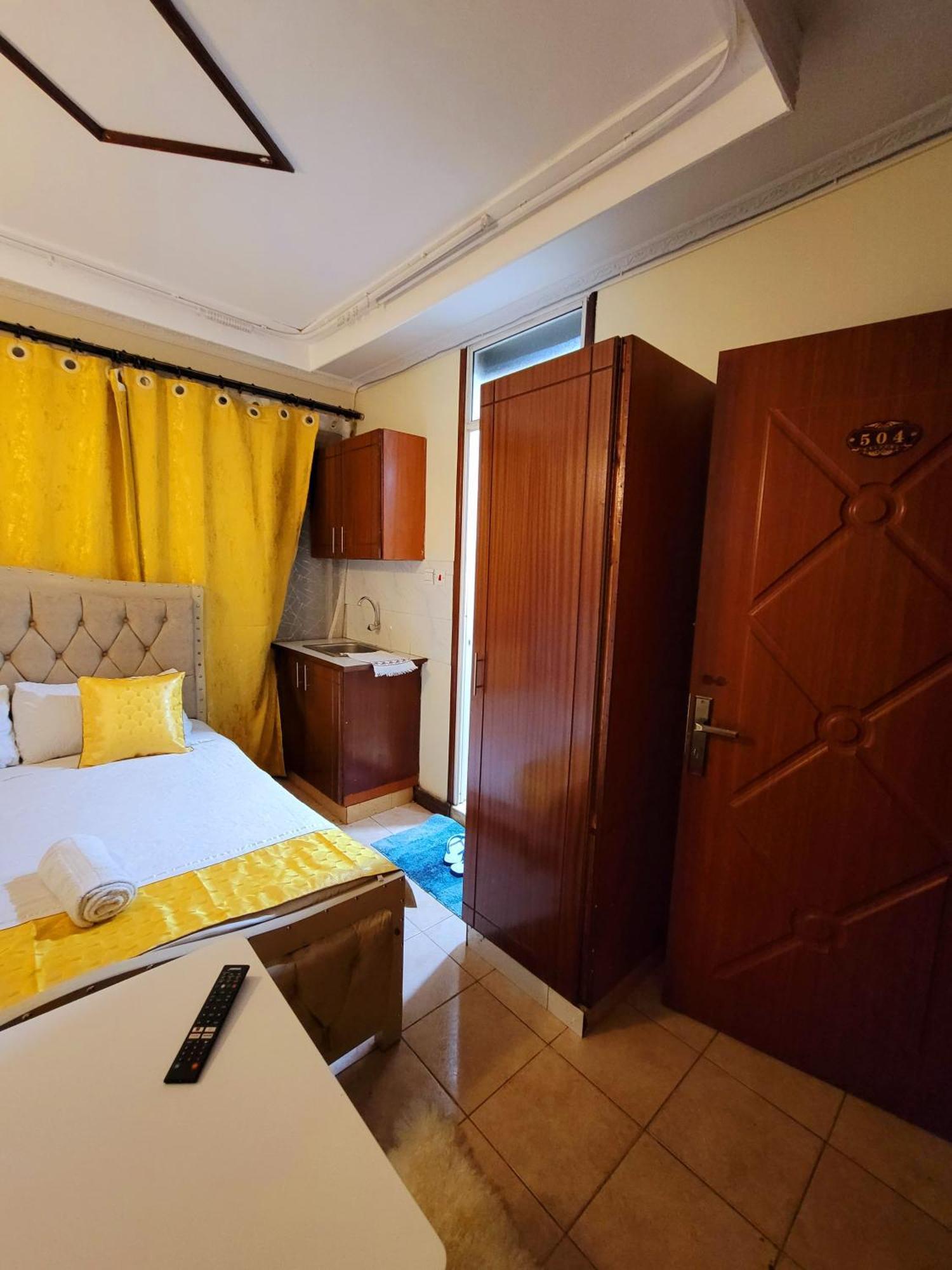 Deka Hotel Ngara Equity Найроби Экстерьер фото