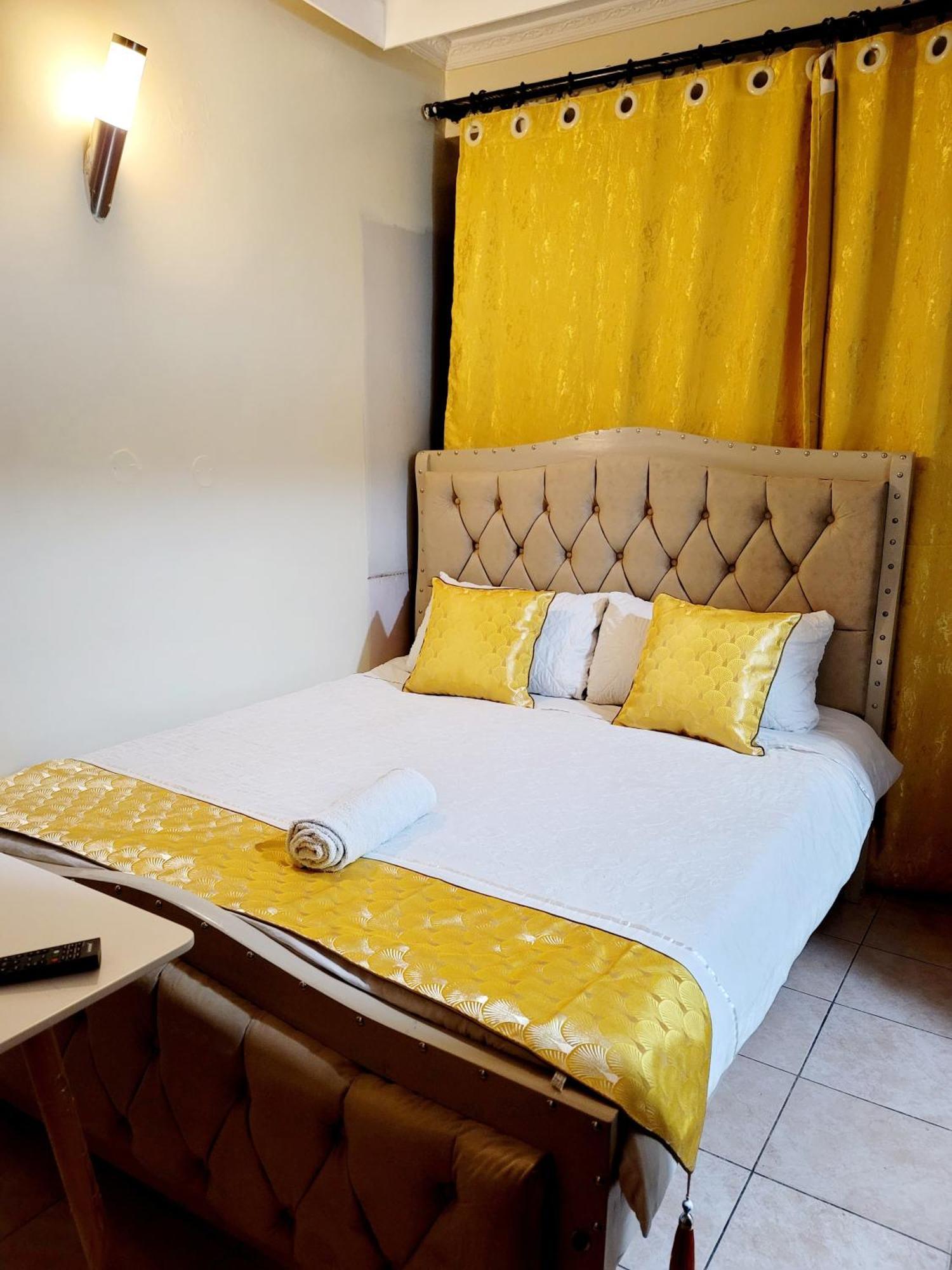 Deka Hotel Ngara Equity Найроби Экстерьер фото