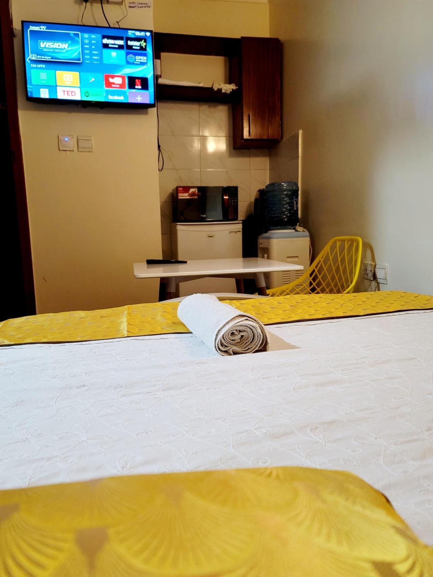Deka Hotel Ngara Equity Найроби Экстерьер фото
