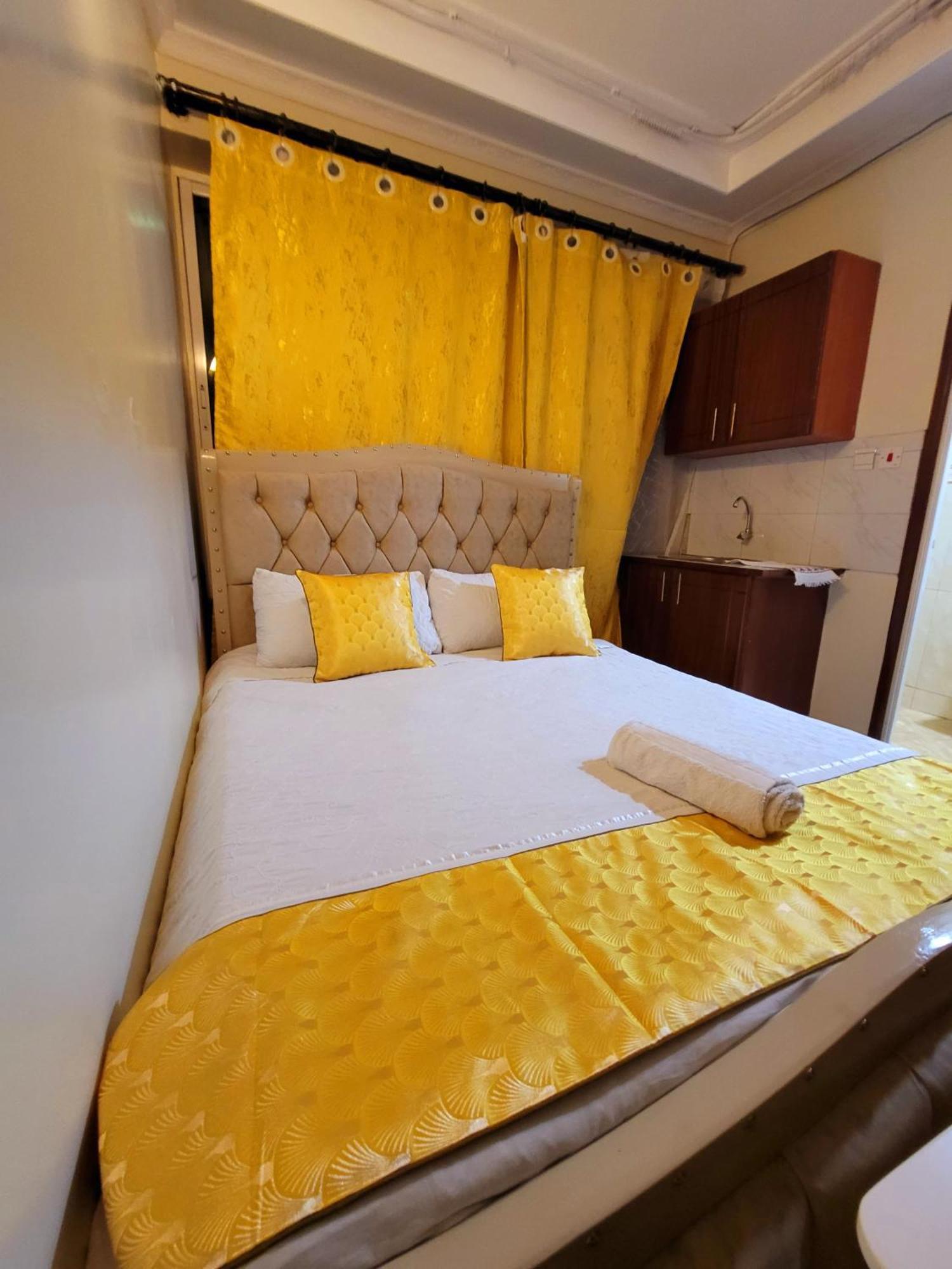 Deka Hotel Ngara Equity Найроби Экстерьер фото