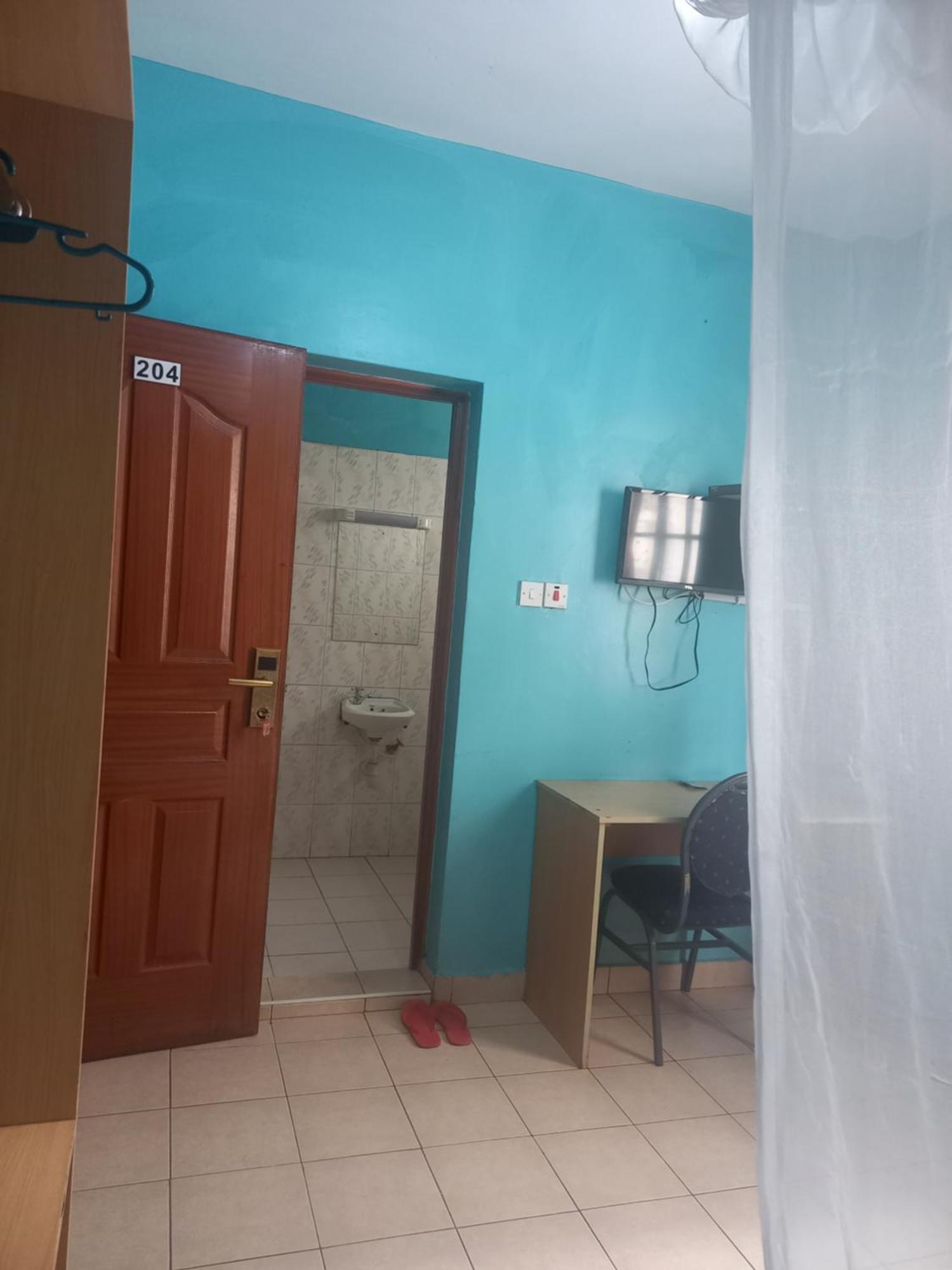 Deka Hotel Ngara Equity Найроби Экстерьер фото